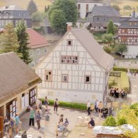 Voransicht: Das Fachgebiet Natural Building Lab tauschte sich mit Interessierten zum Thema Denkmalpflege aus